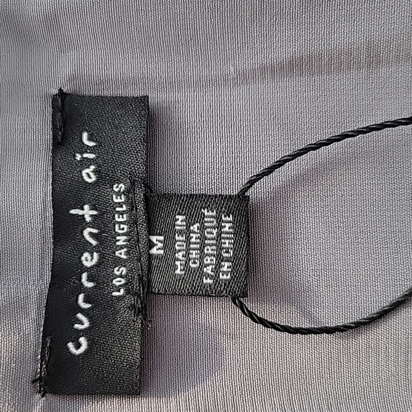 Current Air Metallic Leopard Print V-neck Embossed Blouse Size Medium NWT - Picture 4 of 6